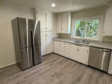 2BR/1BA Single Family House on Benicia Dr · Santa Rosa photo 2