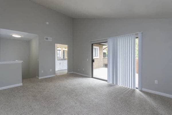 1BR/1BA Townhouse · Brooklyn photo 2