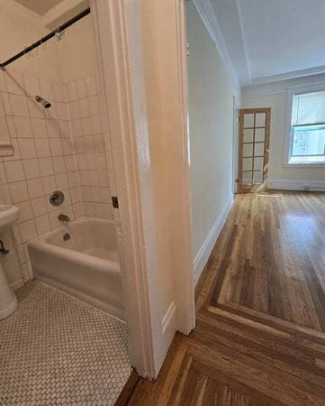 Stow Apartments photo 4