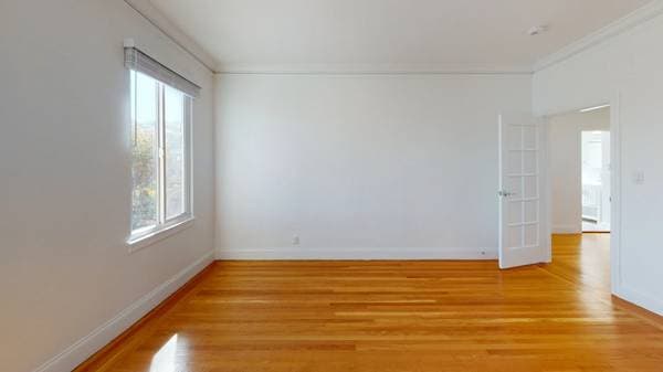2BR/1BA Apartment on Lyon St · San Francisco photo 4