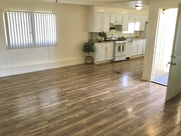 Henderson Homes photo 2