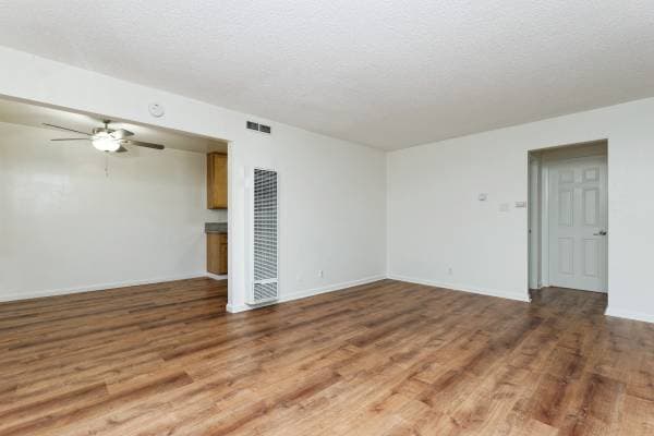 1BR/1BA Apartment · Hayward photo 2