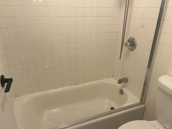 2BR/1BA Condo · Concord photo 2