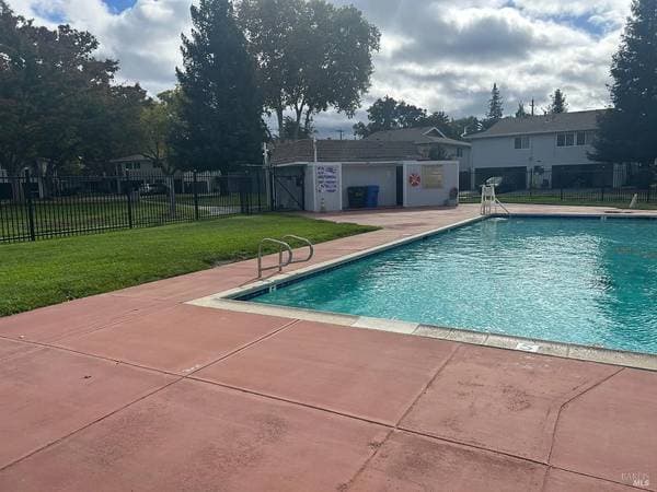 2BR/1BA Condo · Concord photo 3