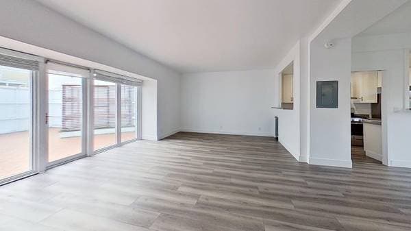 3BR/3BA Apartment on Arballo · San Francisco photo 2