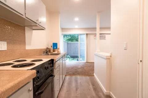 1BR/1BA Condo · Moraga photo 5