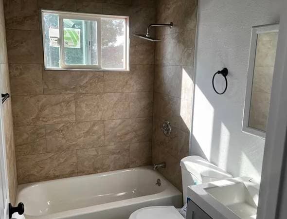 2BR/1BA Apartment on 2nd St · Richmond photo 5