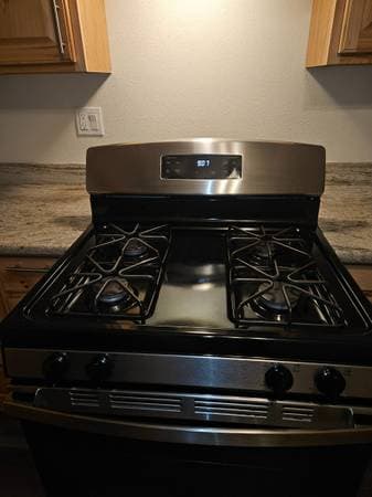 2BR/1BA Apartment · Santa Rosa photo 3