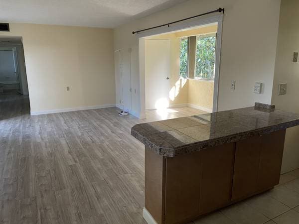 2BR/1BA Condo · Campbell photo 1