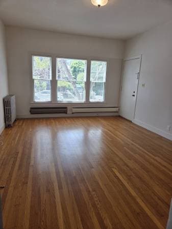 0BR/1BA Duplex on Derby St · Berkeley photo 2