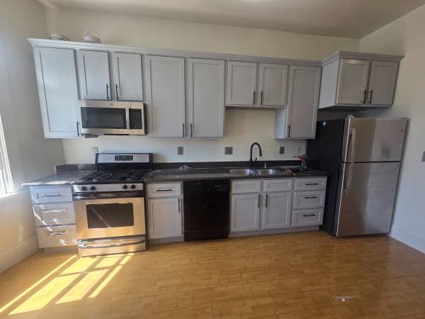 3BR/2BA Condo on Telegraph Ave · Berkeley photo 5