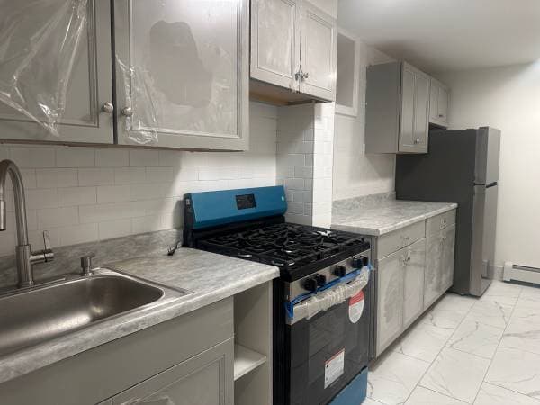 1BR/1BA Apartment on Remington St · Jamaica photo 2