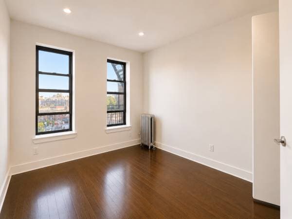 1BR/1BA Apartment on 163rd St · Whitestone photo 2