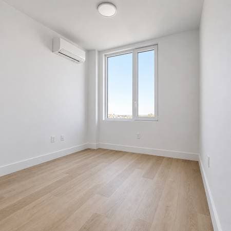 1BR/1BA Apartment · Staten Island photo 2