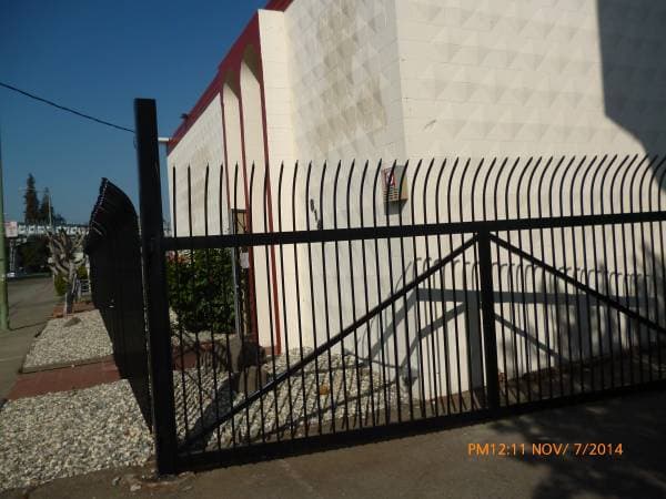 3BR/4BA Other · Oakland photo 4