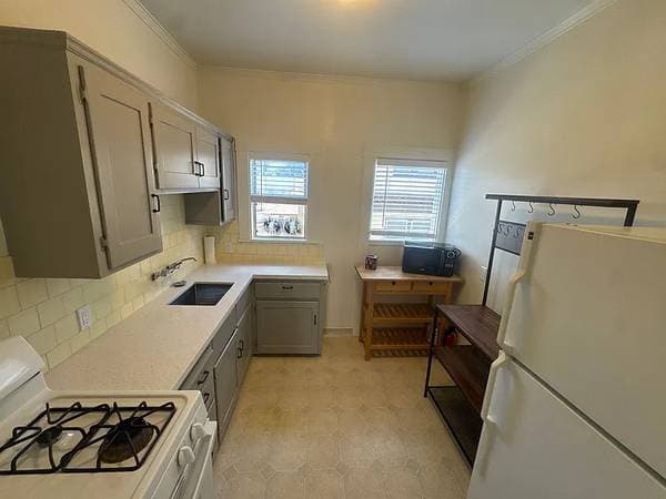 1BR/1BA Apartment · Bronx photo 1