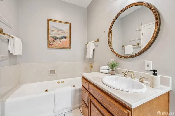 1BR/1BA Apartment · Valley Stream photo 5