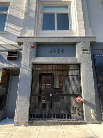 4BR/2BA Apartment · San Francisco photo 1