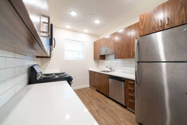 2BR/1BA Apartment on Dwight · Berkeley photo 1