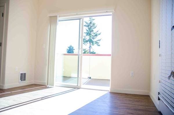2BR/1BA Apartment on Dwight · Berkeley photo 3