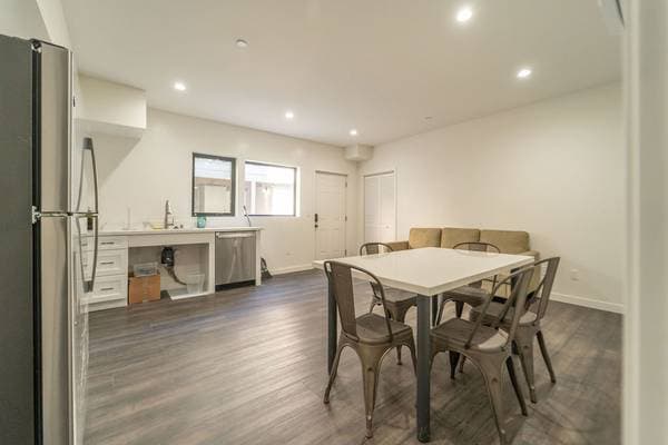 5BR/2BA Townhouse on Durant · Berkeley photo 1