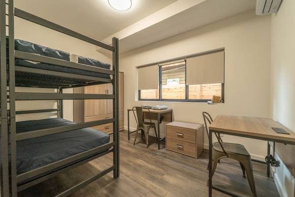 5BR/2BA Townhouse on Durant · Berkeley photo 2