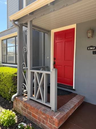 2BR/1BA Duplex on High St · Alameda photo 2