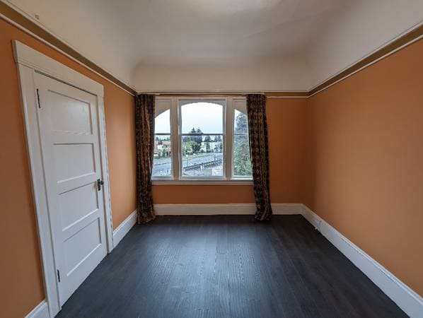 1BR/1BA Apartment on Ashby Ave · Berkeley photo 3