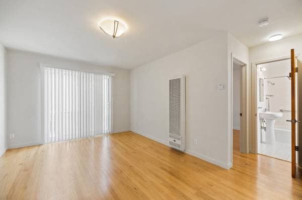 1BR/1BA Apartment on Green Street · San Francisco photo 3