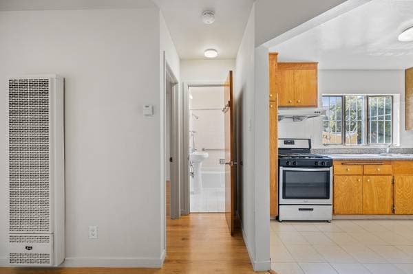 1BR/1BA Apartment on Green Street · San Francisco photo 4