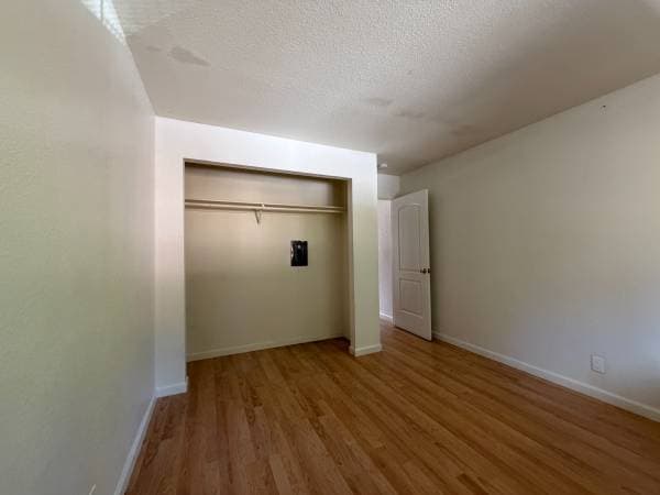 2BR/1BA Apartment on Haas · San Leandro photo 2