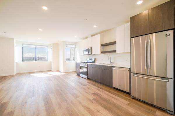3BR/2BA Apartment on 33rd Avenue · San Francisco photo 1