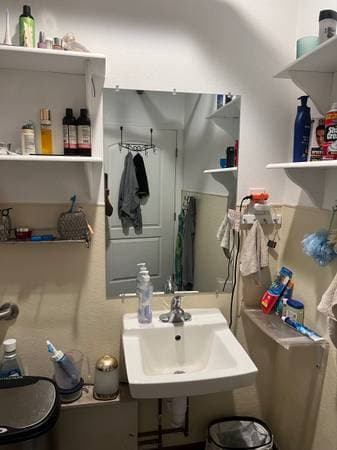 2BR/1BA Other on Main St · Penngrove photo 1