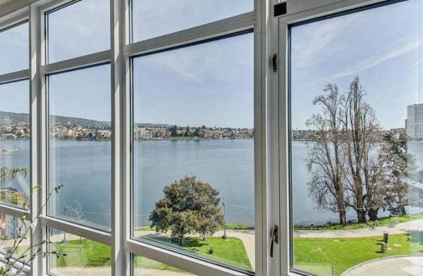 1BR/1BA Apartment · Oakland photo 4