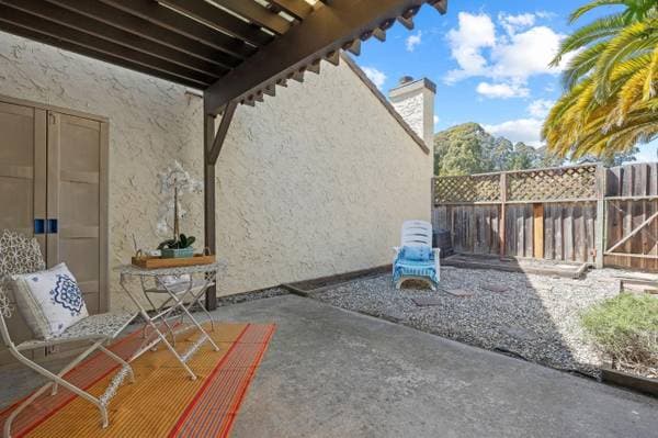 1BR/1BA Apartment on Grandview St · Santa Cruz photo 1