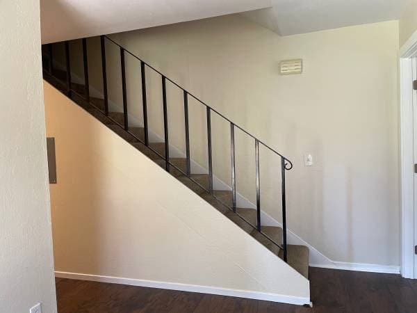 2BR/1BA Townhouse · San Rafael photo 4