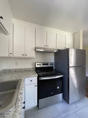 2BR/1BA Townhouse · San Rafael photo 5