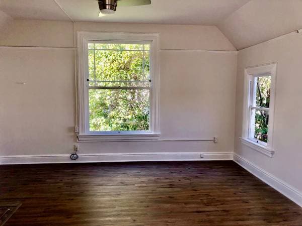 0BR/1BA Apartment · San Rafael photo 4