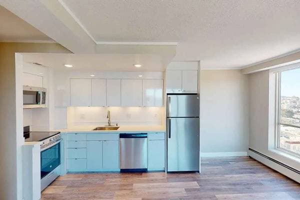1BR/1BA Apartment on King St · San Francisco photo 1
