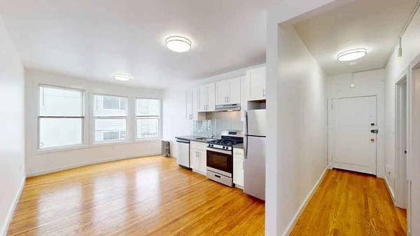 1BR/1BA Apartment on Fell St · San Francisco photo 2