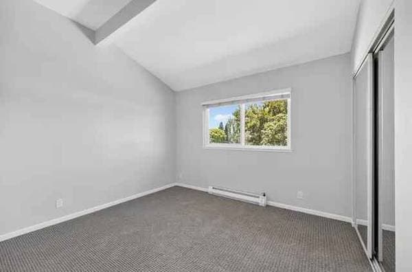2BR/2BA Apartment on The Alameda · Santa Clara photo 3
