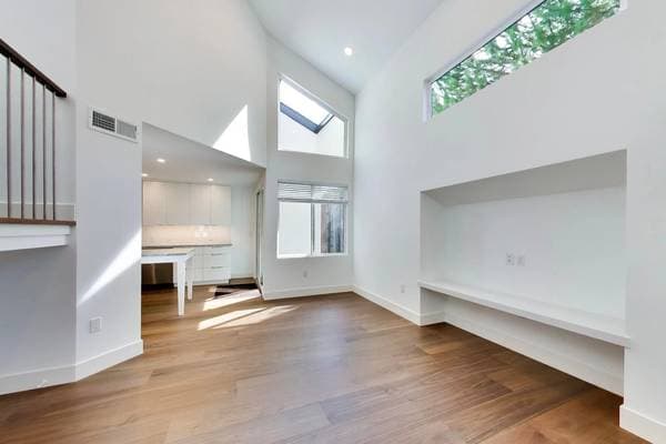 3BR/3BA Single Family House on San Francisco Terrace · Fremont photo 2