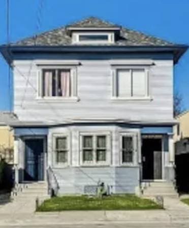 4BR Apartment · Emeryville photo 2