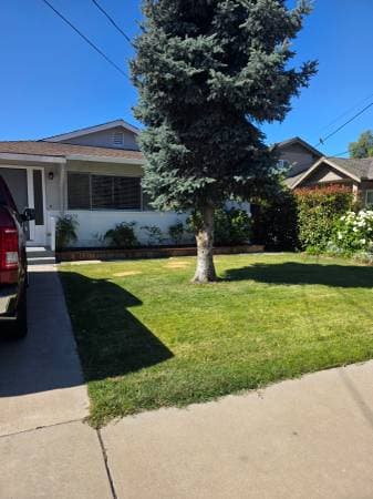 2BR/1BA Duplex · Concord photo 1