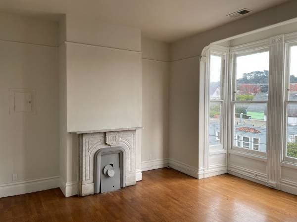 2BR/2BA Apartment · San Francisco photo 3