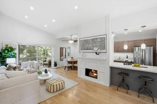1BR/1BA Condo · San Mateo photo 2