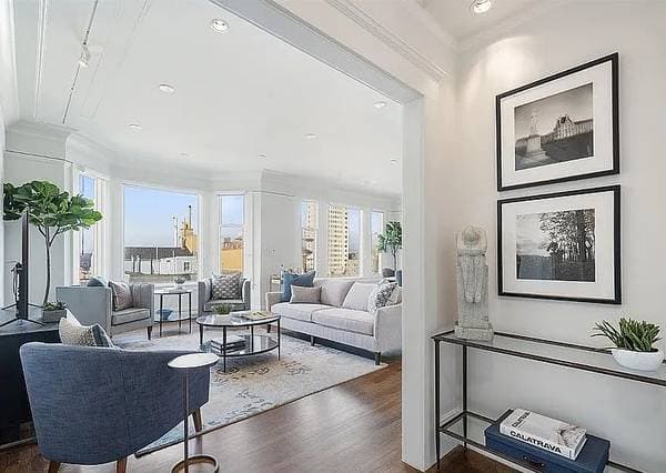 2BR/2BA Apartment · San Francisco photo 3