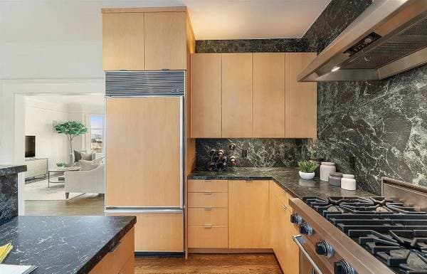 2BR/2BA Apartment · San Francisco photo 4