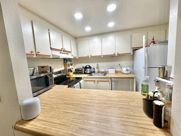 2BR/2BA Condo · Fremont photo 1