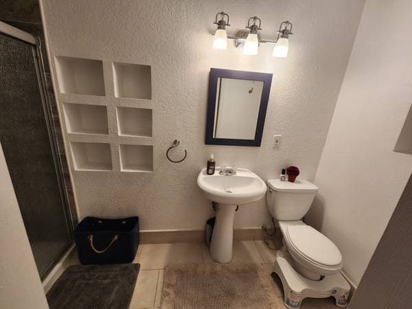 1BR/1BA Single Family House · Vallejo photo 5